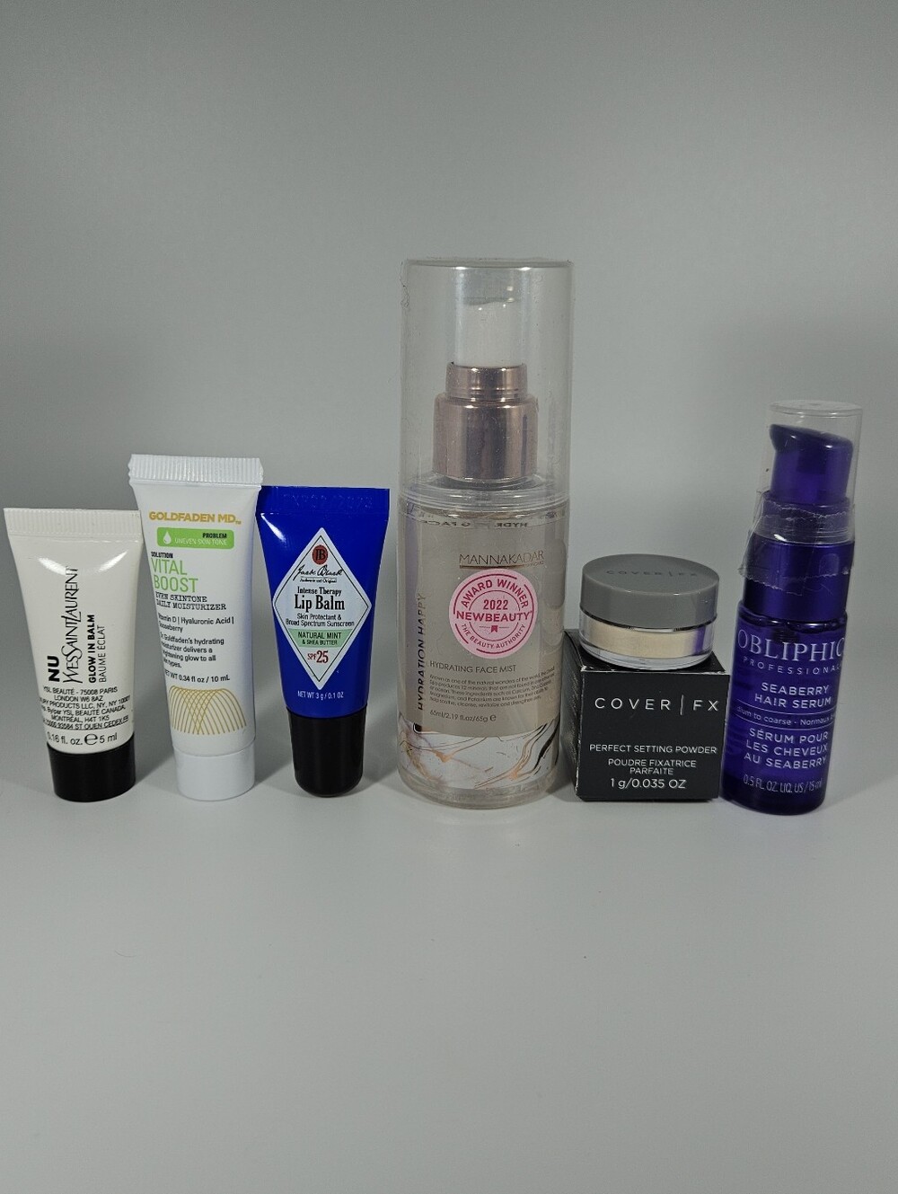 Beauty Lot (6 DELUXE SAMPLE-SIZES + 1 MYSTERY FREE FULL-SIZE)